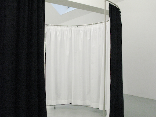 http://www.amycroft.co.uk/files/gimgs/23_demoraum-akademie-wien-2.jpg