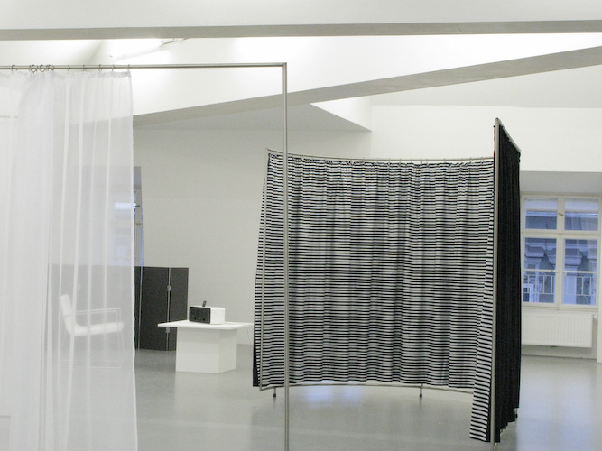 http://www.amycroft.co.uk/files/gimgs/23_demoraum-akademie-wien-4.jpg