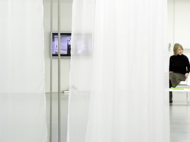 http://www.amycroft.co.uk/files/gimgs/23_demoraum-akademie-wien-8.jpg